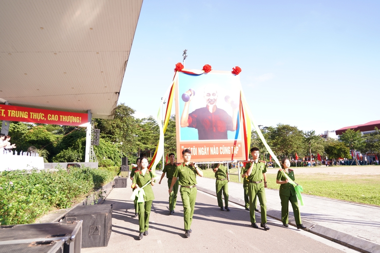 Tổng duyệt Lễ khai mạc Đại hội Thể dục Thể thao Phường Chương Mỹ lần thứ I năm 2025- Ảnh 4.