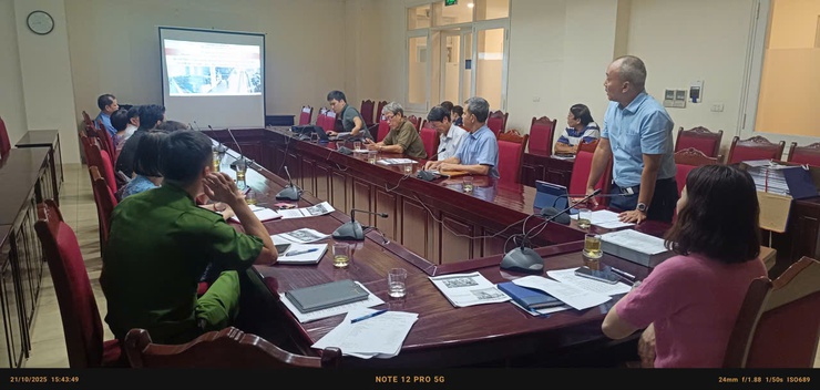 Phường Ngọc Hà lấy ý kiến cộng đồng về tuyến đường sắt đô thị số 5 (Văn Cao – Hòa Lạc)- Ảnh 1.