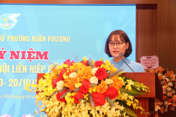 Hội LHPN phường Xuân Phương kỷ niệm 95 năm ngày thành lập Hội LHPN Việt Nam:
Phụ nữ Xuân Phương góp phần xây dựng phường văn minh, hạnh phúc- Ảnh 5.