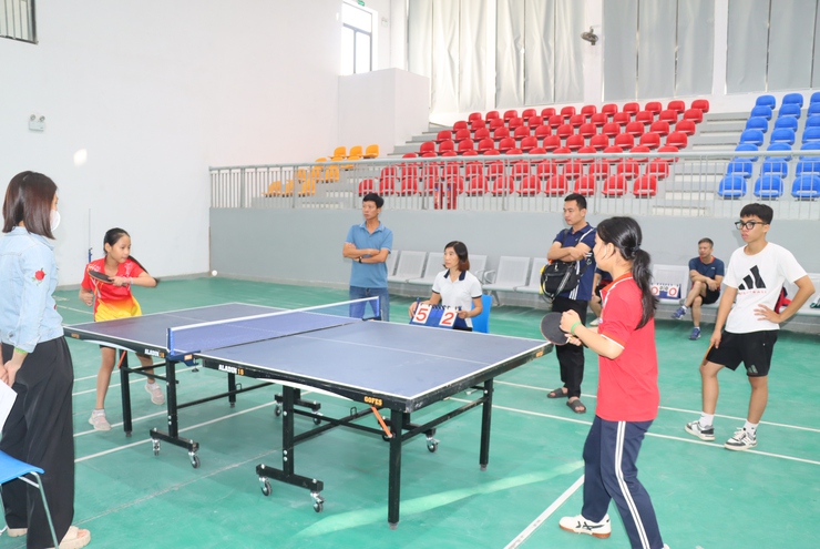 Sôi nổi các giải thi đấu tại Đại hội Thể dục thể thao xã Phú Xuyên lần thứ nhất năm 2025- Ảnh 8.