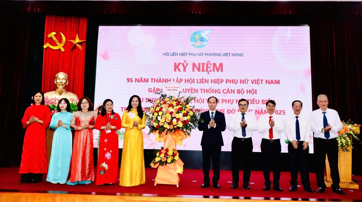 Hội LHPN Phường: Kỷ niệm 95 năm thành lập Hội LHPN Việt Nam và ngày Phụ nữ Việt Nam 20/10- Ảnh 1.