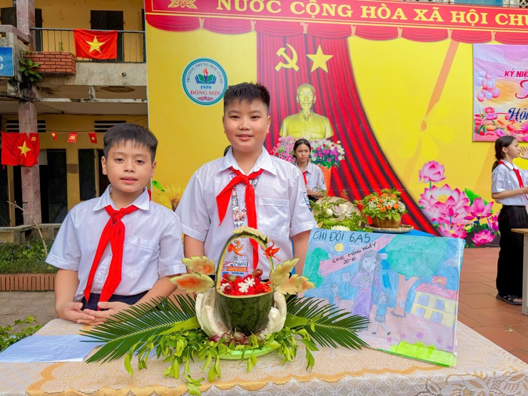 Trường THCS Đông Sơn tổ chức Hội thi “Khéo tay hay làm”- Ảnh 4.