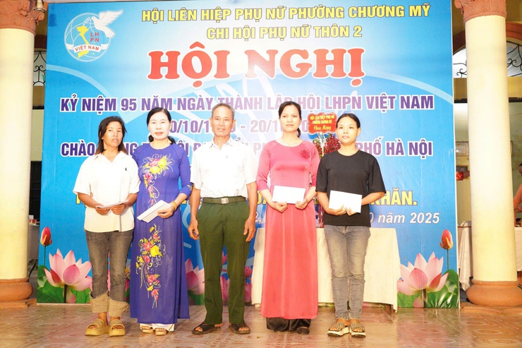 Chi hội phụ nữ thôn 2 tổ kỷ niệm 95 năm Ngày thành lập Hội Liên hiệp Phụ nữ Việt Nam (20/10/1930 – 20/10/2025)- Ảnh 9.