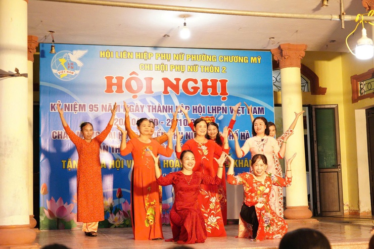 Chi hội phụ nữ thôn 2 tổ kỷ niệm 95 năm Ngày thành lập Hội Liên hiệp Phụ nữ Việt Nam (20/10/1930 – 20/10/2025)- Ảnh 5.