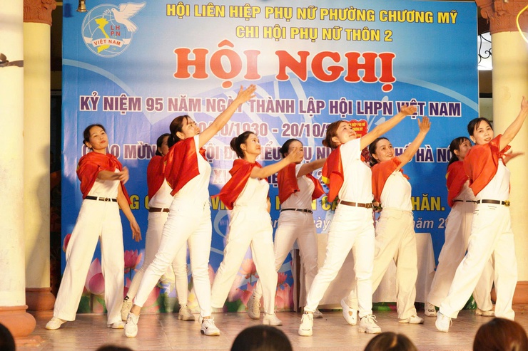 Chi hội phụ nữ thôn 2 tổ kỷ niệm 95 năm Ngày thành lập Hội Liên hiệp Phụ nữ Việt Nam (20/10/1930 – 20/10/2025)- Ảnh 6.