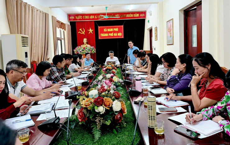 Đảng uỷ xã Nam Phù giao ban công tác khoa giáo quý III, triển khai nhiệm vụ trọng tâm quý IV năm 2025- Ảnh 1.