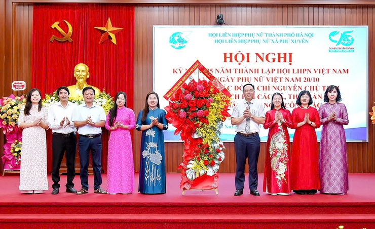 Hội LHPN xã Phú Xuyên: Kỷ niệm 95 năm Ngày thành lập Hội Liên hiệp Phụ nữ Việt Nam- Ảnh 1.