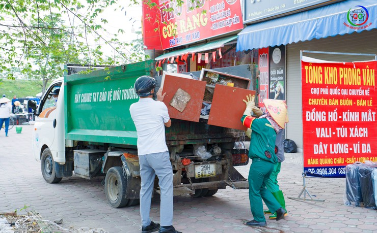 Ban Chỉ đạo 197 xã Quốc Oai ra quân kiểm tra, xử lý vi phạm trật tự đô thị, trật tự xây dựng và vệ sinh môi trường- Ảnh 5.