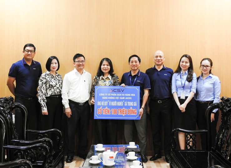 CÔNG TY ACSV ỦNG HỘ QUỸ “VÌ NGƯỜI NGHÈO” XÃ TRUNG GIÃ 100 TRIỆU ĐỒNG- Ảnh 1.