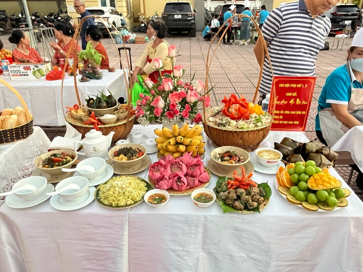 Hội LHPN phường Đông Ngạc tổ chức kỷ niệm 95 năm Ngày thành lập Hội Liên hiệp Phụ nữ Việt Nam (20/10/1930-20/10/2025) và hội thi “Món ngon cuối tuần”- Ảnh 16.