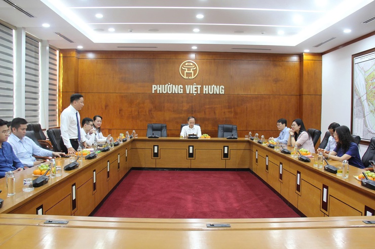 CÔNG BỐ QUYẾT ĐỊNH BỔ NHIỆM PHÓ TRƯỞNG BAN XÂY DỰNG ĐẢNG PHƯỜNG VIỆT HƯNG- Ảnh 3.