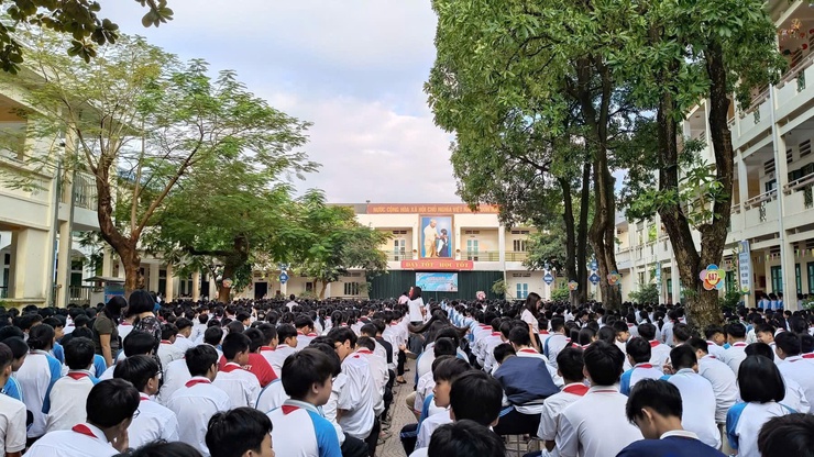Tuyên truyền kiến thức chăm sóc sức khỏe sinh sản cho học sinh- Ảnh 1.