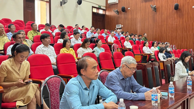 HĐND xã Quang Minh tổ chức lớp tập huấn, bồi dưỡng kỹ năng hoạt động cho đại biểu HĐND xã khóa I, nhiệm kỳ 2021 - 2026

- Ảnh 1.