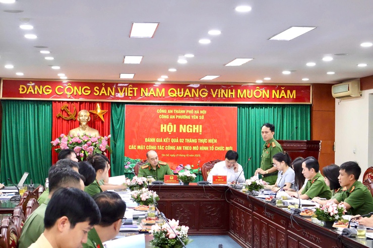 CATP Hà Nội làm việc với công an phường Yên Sở: đánh giá kết quả sau hơn 2 tháng triển khai mô hình tổ chức mới- Ảnh 4.