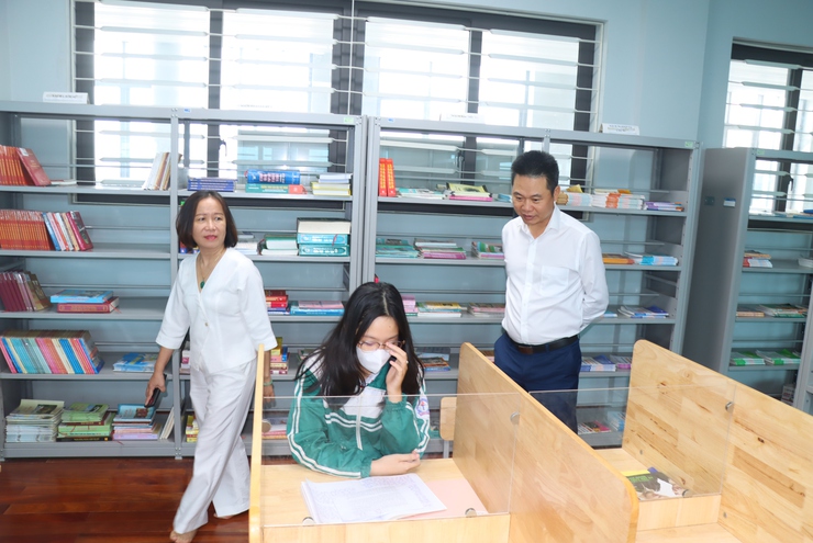 Thường trực Đảng uỷ xã làm việc với Trường THCS Trần Phú- Ảnh 6.