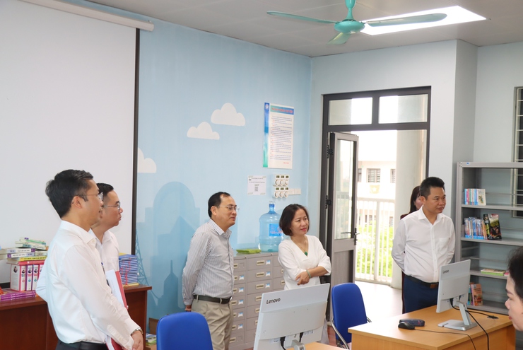Thường trực Đảng uỷ xã làm việc với Trường THCS Trần Phú- Ảnh 9.