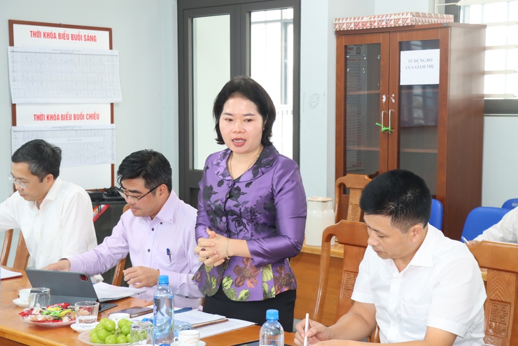 Thường trực Đảng uỷ xã làm việc với Trường THCS Trần Phú- Ảnh 17.