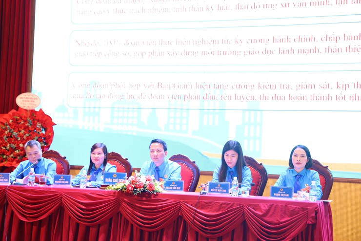 Đại hội Công đoàn xã Quang Minh lần thứ I, nhiệm kỳ 2025-2030 thành công tốt đẹp- Ảnh 3.