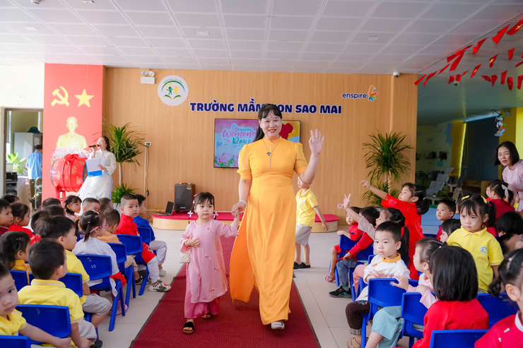 TRƯỜNG MẦM NON SAO MAI TƯNG BỪNG TỔ CHỨC CHƯƠNG TRÌNH "DUYÊN DÁNG VIỆT NAM"- Ảnh 5.
