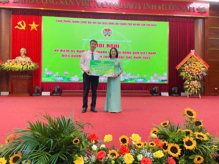 HỘI NÔNG DÂN XÃ THƯ LÂM VINH DỰ ĐÓN NHẬN NHIỀU THÀNH TÍCH TIÊU BIỂU NĂM 2025- Ảnh 7.
