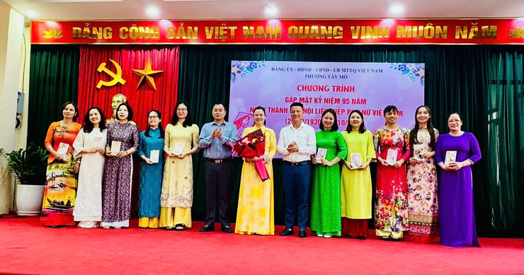 Phường Tây Mỗ gặp kỷ niệm 95 năm Ngày Phụ nữ Việt Nam 20-10- Ảnh 3.
