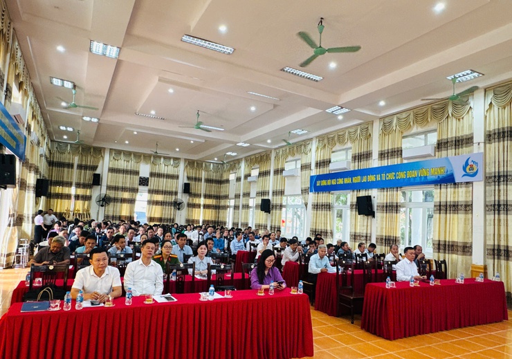XÃ PHÚ NGHĨA TỔ CHỨC HỘI NGHỊ TẬP HUẤN, TUYÊN TRUYỀN PHÒNG, CHỐNG MUA BÁN NGƯỜI NĂM 2025- Ảnh 2.