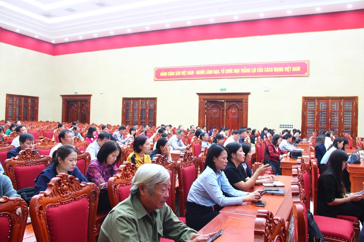 Thạch Thất: Tập huấn 04 thủ tục hành chính của Đảng trên Cổng dịch vụ công Quốc gia- Ảnh 4.