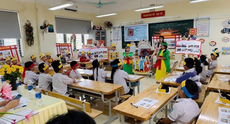 CÔ GIÁO PHẠM THỊ THU – NGƯỜI TRUYỀN LỬA YÊU THƯƠNG VÀ SÁNG TẠO CHO HỌC TRÒ- Ảnh 1.