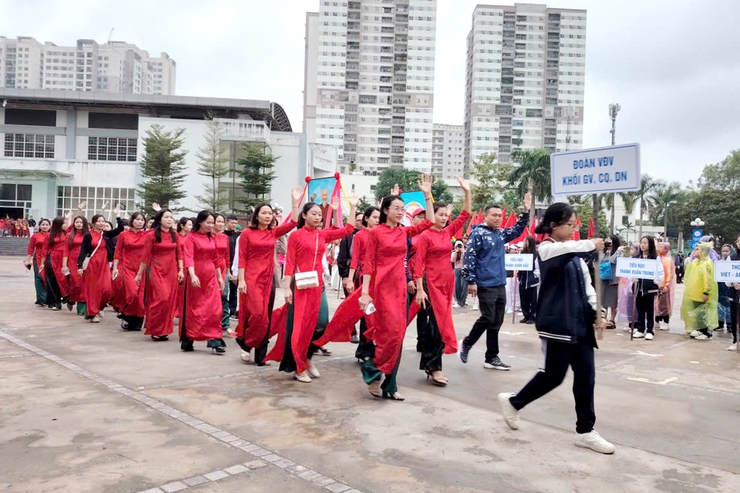 Phường Thanh Xuân tổng duyệt chuẩn bị cho Lễ khai mạc Đại hội TDTT phường lần thứ I năm 2025- Ảnh 3.