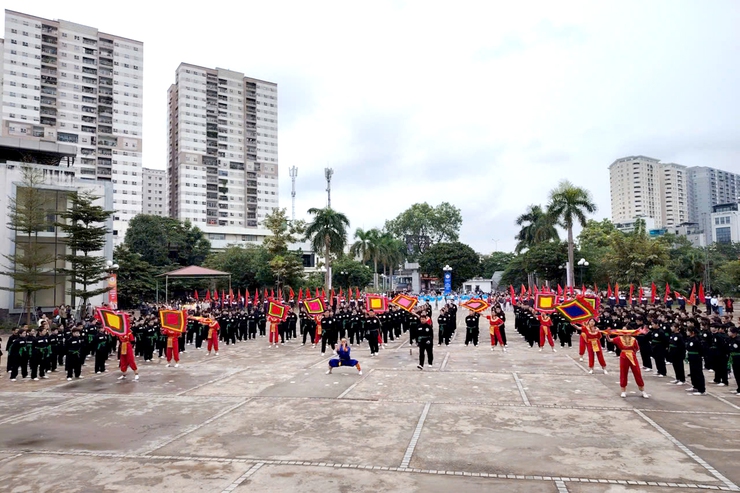 Phường Thanh Xuân tổng duyệt chuẩn bị cho Lễ khai mạc Đại hội TDTT phường lần thứ I năm 2025- Ảnh 6.