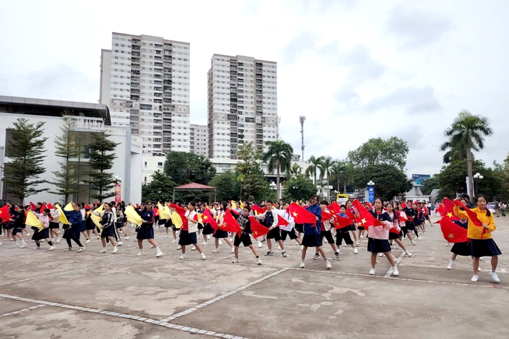 Phường Thanh Xuân tổng duyệt chuẩn bị cho Lễ khai mạc Đại hội TDTT phường lần thứ I năm 2025- Ảnh 8.