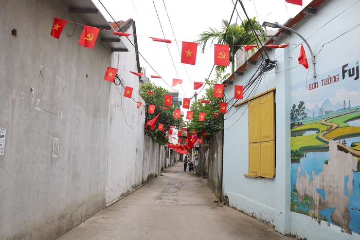 Đoàn kiểm tra số 3 xã Quốc Oai kiểm tra, chấm điểm cuộc thi "Giữ gìn thôn Sáng, Xanh, Sạch, Đẹp" tháng 8/2025- Ảnh 13.