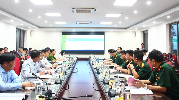 ĐẢNG ỦY XÃ THẠCH THẤT TỔ CHỨC HỘI NGHỊ TẬP HUẤN THỰC HIỆN NHIỆM VỤ DIỄN TẬP CHIẾN ĐẤU PHÒNG THỦ NĂM 2025- Ảnh 3.