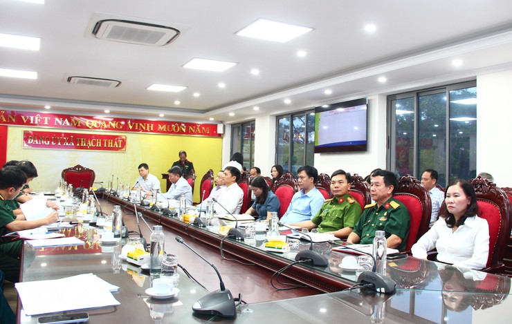 ĐẢNG ỦY XÃ THẠCH THẤT TỔ CHỨC HỘI NGHỊ TẬP HUẤN THỰC HIỆN NHIỆM VỤ DIỄN TẬP CHIẾN ĐẤU PHÒNG THỦ NĂM 2025- Ảnh 4.