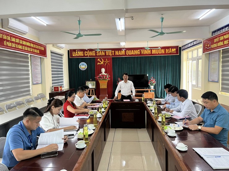 ĐẢNG ỦY XÃ BA VÌ KIỂM TRA CÔNG TÁC DẠY VÀ HỌC TẠI CÁC TRƯỜNG HỌC TRÊN ĐỊA BÀN XÃ- Ảnh 4.