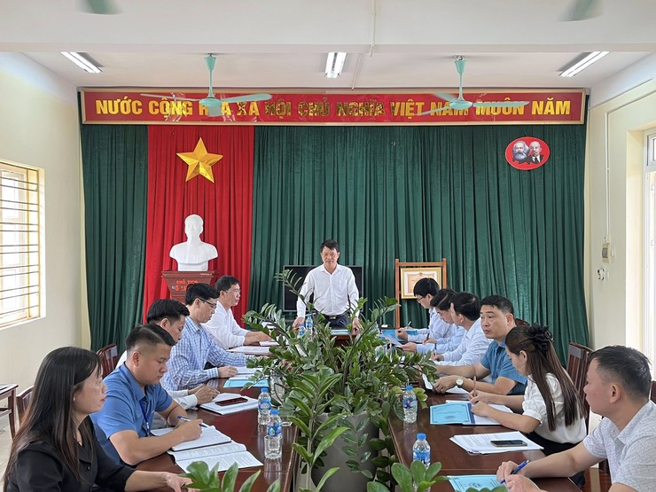 ĐẢNG ỦY XÃ BA VÌ KIỂM TRA CÔNG TÁC DẠY VÀ HỌC TẠI CÁC TRƯỜNG HỌC TRÊN ĐỊA BÀN XÃ- Ảnh 1.