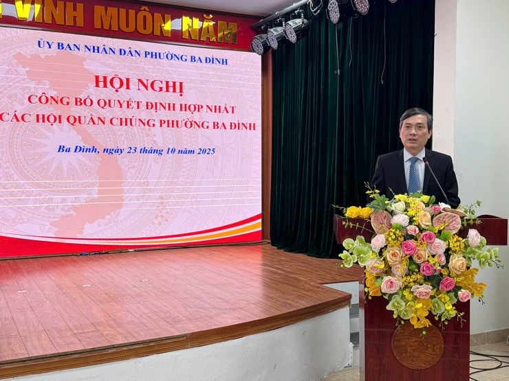 Phường Ba Đình công bố Quyết định hợp nhất các Hội quần chúng trên địa bàn- Ảnh 2.
