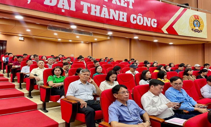 Đảng ủy phường Cầu Giấy tổ chức Hội nghị thông báo nhanh kết quả Đại hội đại biểu Đảng bộ thành phố Hà Nội lần thứ XVIII nhiệm kỳ 2025-2030- Ảnh 4.