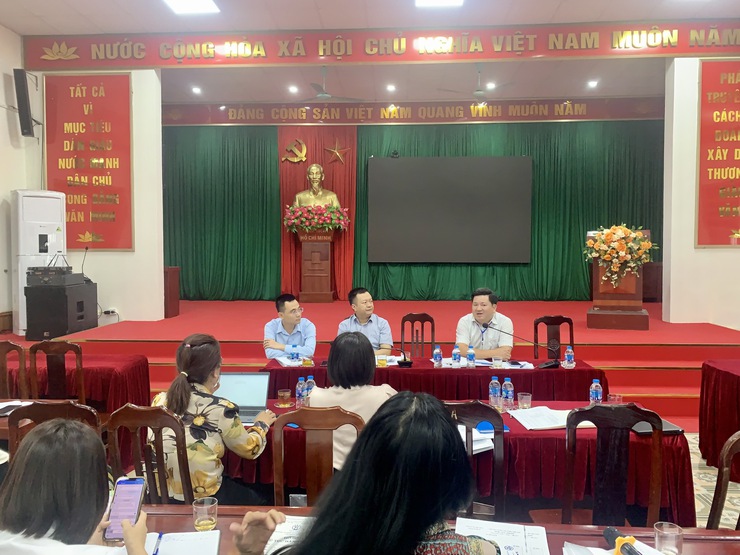 Đoàn kiểm tra giám sát số 11 Trung tâm Dịch vụ hành chính công Thành phố Hà Nội làm việc tại xã Thượng Phúc- Ảnh 1.