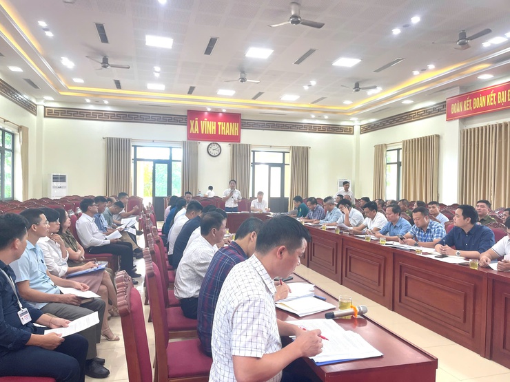XÃ VĨNH THANH TỔ CHỨC HỘI NGHỊ GIAO BAN ĐÁNH GIÁ KẾT QUẢ THỰC HIỆN NHIỆM VỤ THÁNG 10, TRIỂN KHAI NHIỆM VỤ THÁNG 11 NĂM 2025- Ảnh 2.