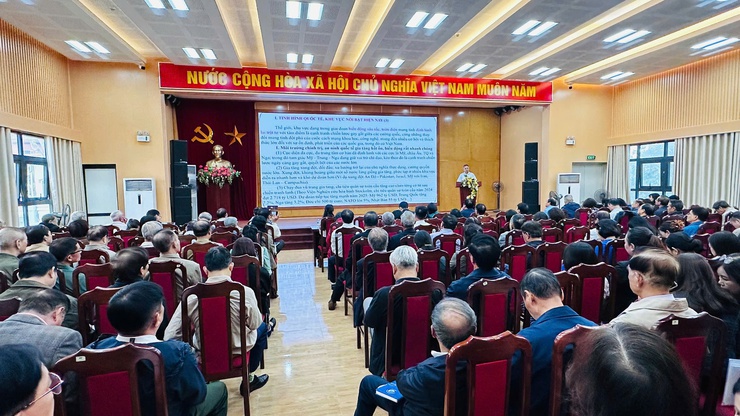 Tây Hồ: Khai mạc lớp bồi dưỡng Báo cáo viên tháng 10/2025- Ảnh 3.