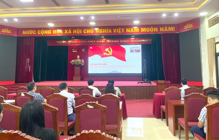 ĐẢNG ỦY XÃ VĨNH THANH THAM DỰ HỘI NGHỊ TẬP HUẤN TRIỂN KHAI 04 THỦ TỤC HÀNH CHÍNH CỦA ĐẢNG TRÊN CỔNG DỊCH VỤ CÔNG QUỐC GIA- Ảnh 3.