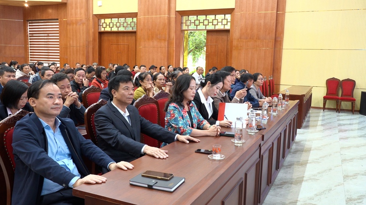 Khai mạc lớp bồi dưỡng nghiệp vụ công tác Hội nông dân năm 2025- Ảnh 1.