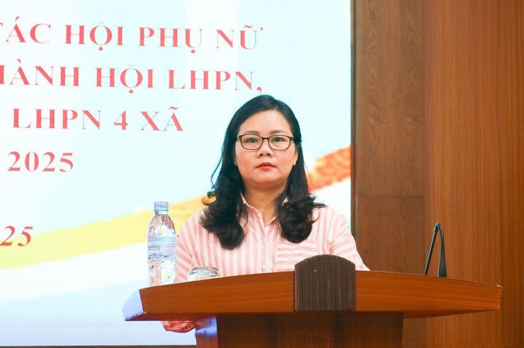 Hội LHPN xã Quốc Oai tổ chức lớp tập huấn "Sáng tạo Video clip bằng trí tuệ nhân tạo (AI) và điện thoại thông minh"- Ảnh 3.