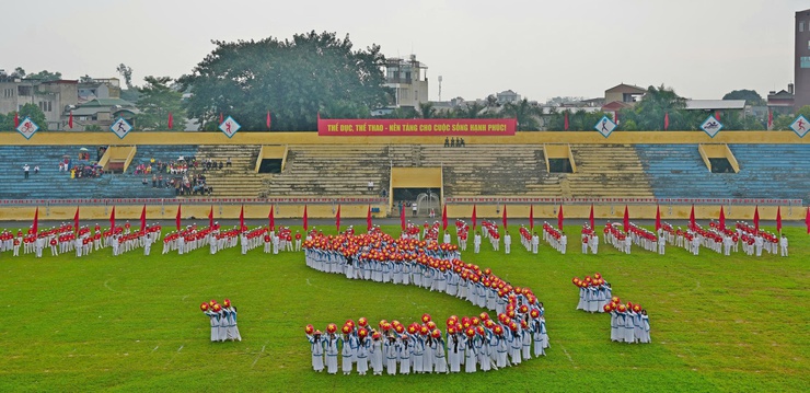 Sơn Tây: 3.800 người tham gia tổng duyệt diễu hành
tại Đại hội TDTT lần thứ I năm 2025- Ảnh 5. Sơn Tây: 3.800 người tham gia tổng duyệt diễu hành
tại Đại hội TDTT lần thứ I năm 2025- Ảnh 5.