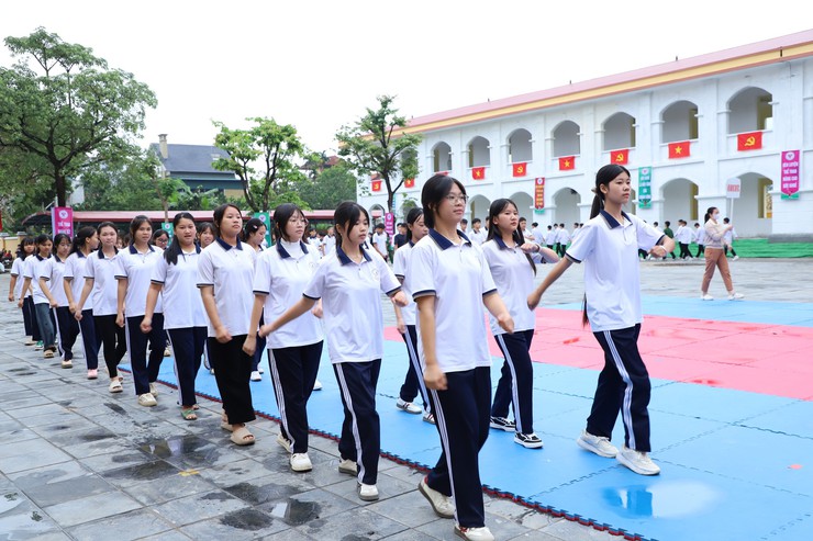 Xã Yên Xuân tích cực chuẩn bị cho Lễ khai mạc Đại hội TDTT xã Yên Xuân lần I, năm 2025- Ảnh 7.