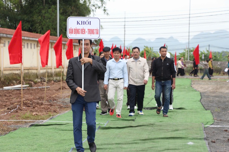 Phúc Sơn tổng duyệt Lễ khai mạc Đại hội TDTT xã lần thứ I, năm 2025- Ảnh 1.
