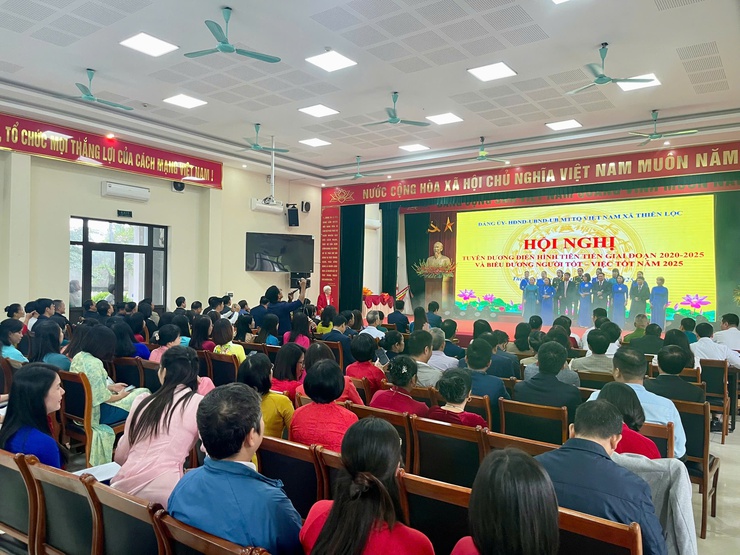 Xã Thiên Lộc tổ chức Hội nghị tuyên dương Điển hình tiên tiến giai đoạn 2020-2025, Người tốt - Việc tốt năm 2025- Ảnh 3.