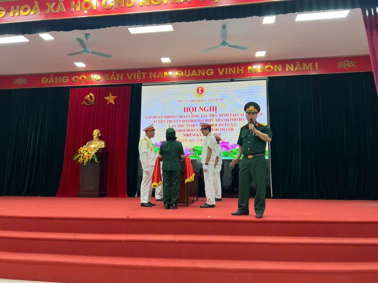 Hội Cựu chiến binh xã Vĩnh Thanh tổ chức tập huấn công tác tiêu binh và tuyên truyền các sự kiện chính trị quan trọng.- Ảnh 6.