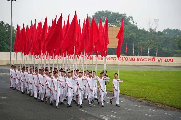 Sơn Tây: 3.800 người tham gia tổng duyệt diễu hành

tại Đại hội TDTT lần thứ I năm 2025- Ảnh 1.